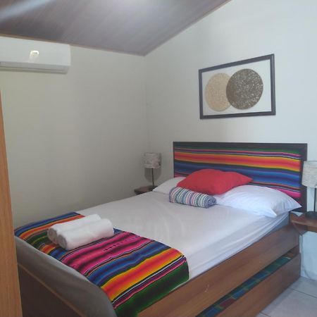 Hotel Antiguo Antiguo Cuscatlan ห้อง รูปภาพ
