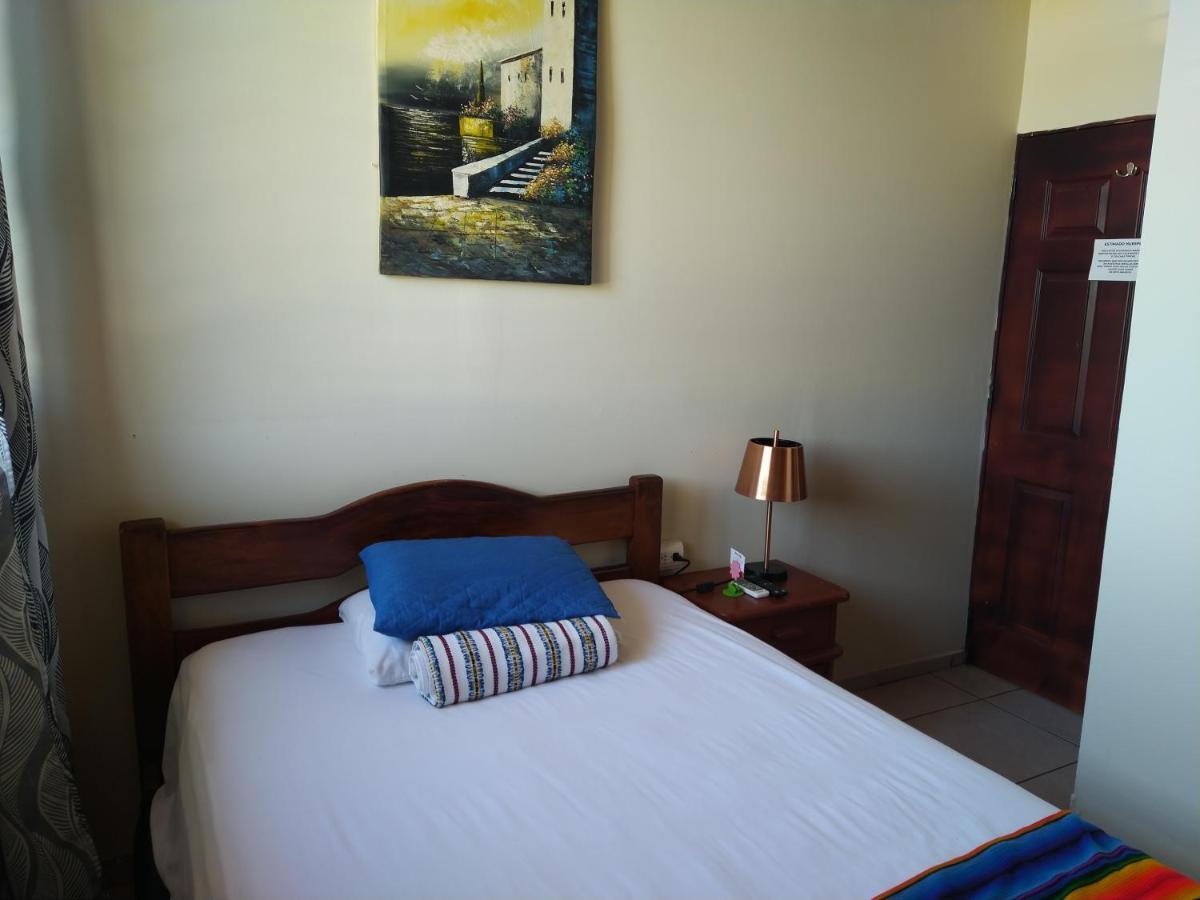 Hotel Antiguo Antiguo Cuscatlan ห้อง รูปภาพ